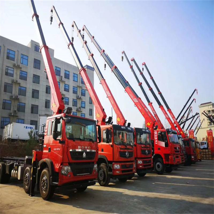 鱼台租专业吊车电话