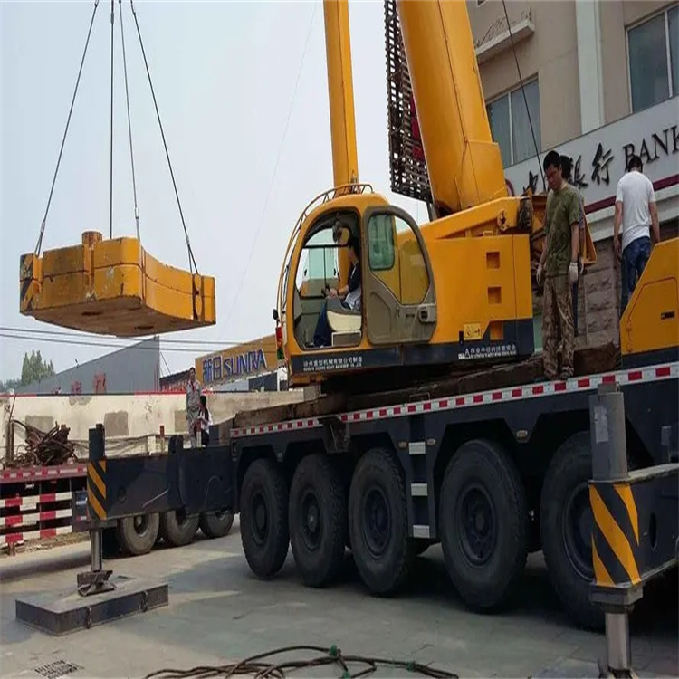 鱼台当地吊车出租|机器吊装|75吨|工厂搬迁服务